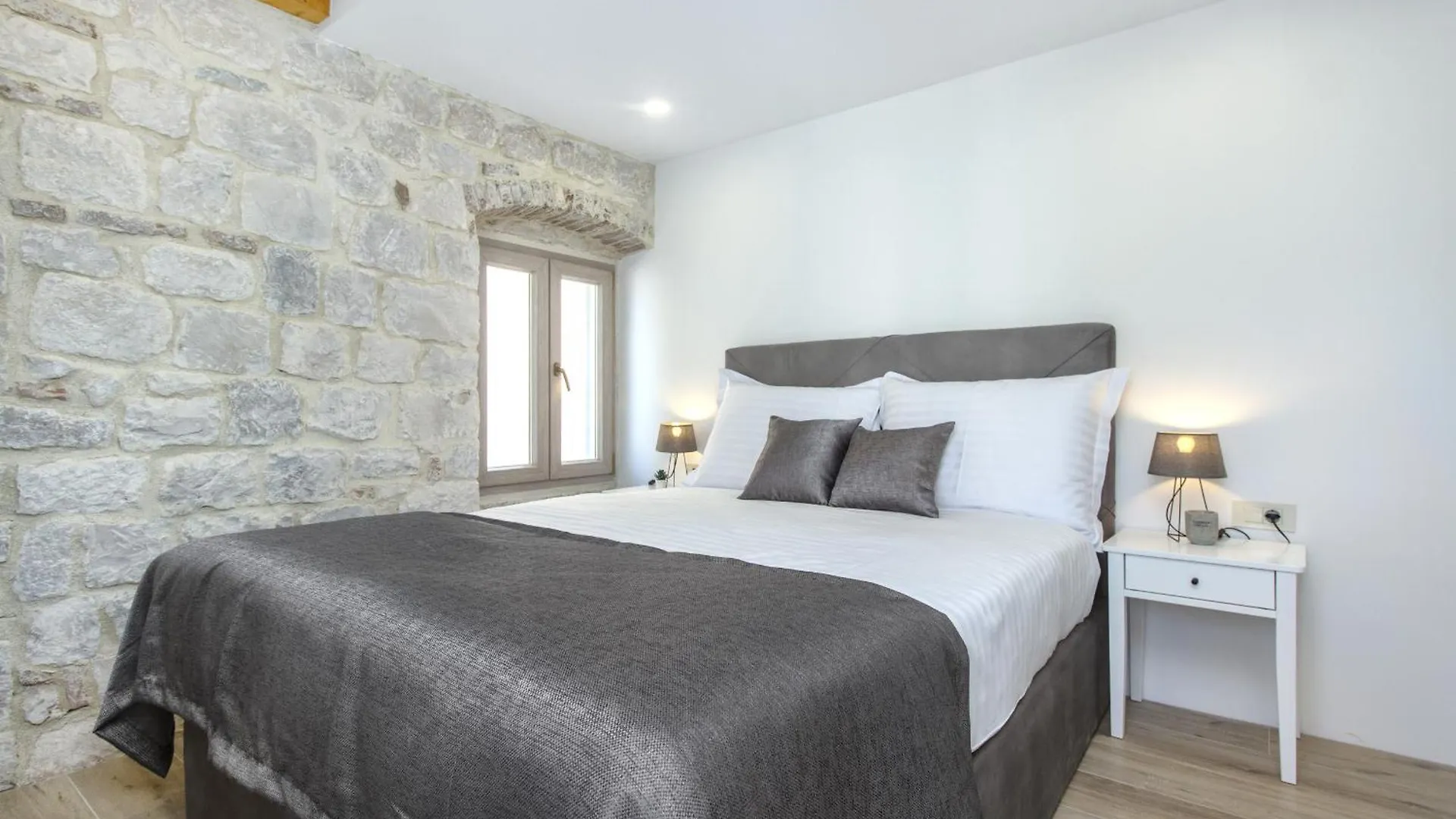 Stone House Trogir Villa